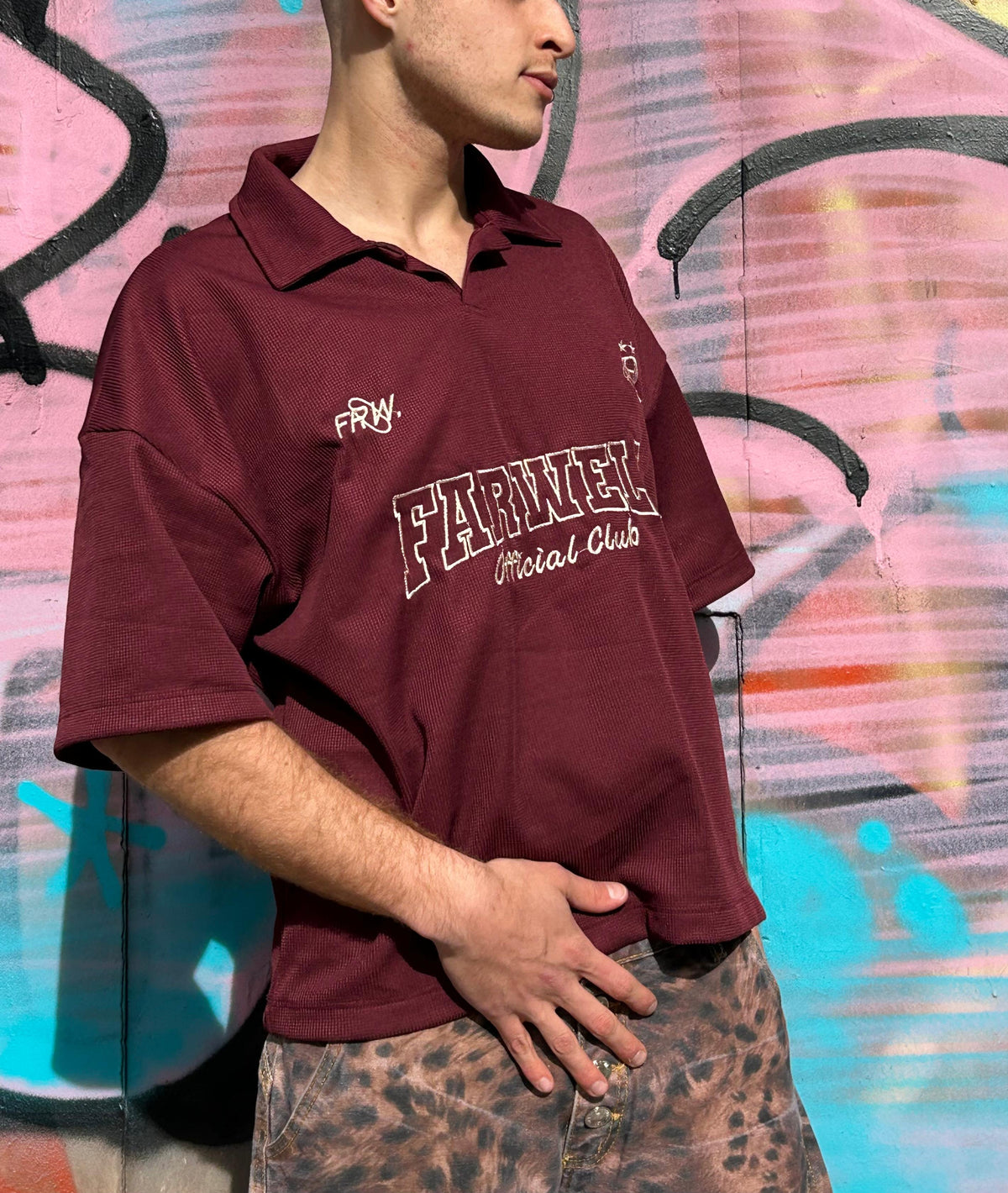 REMERAS Y CAMISAS